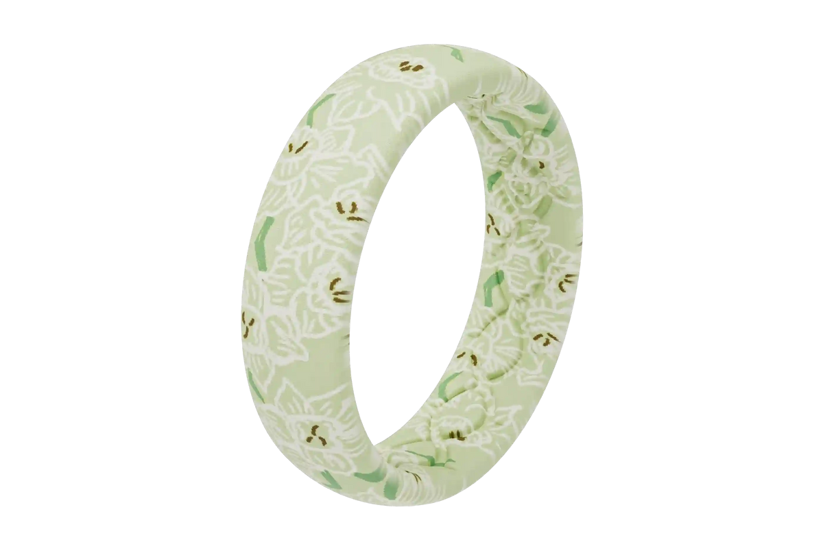 December Narcissus Thin Ring